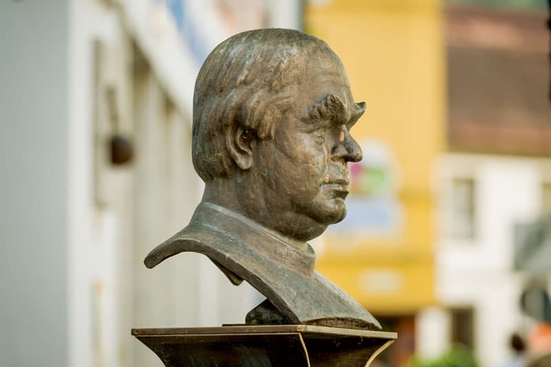 Sebastian Kneipp Denkmal in Fuessen ©Fuessen Tourismus und Marketing Andreas Hub
