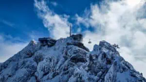 Tiroler-Zugspitz-Arena-startet-mit-neuer-Bahn-in-die-Wintersaison-