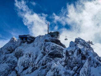 Tiroler Zugspitz Arena startet mit neuer Bahn in die Wintersaison