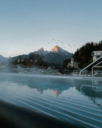 SkyPool-mit-Watzmann-Bergblick-©Hotel-Edelweiss-Berchtesgaden SkyPool mit Watzmann Bergblick ©Hotel Edelweiss Berchtesgaden