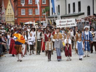 Noerdlingen Stadtmauerfest ©Foto Hirsch