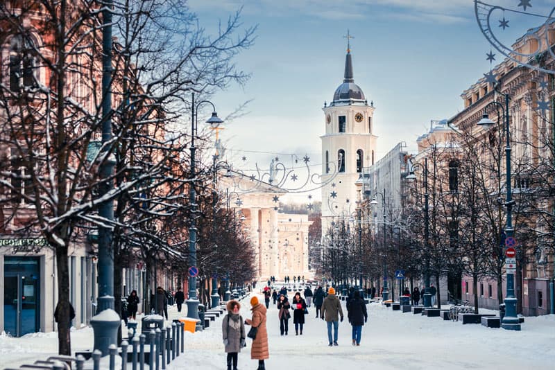 Vilnius Gediminas Avenue ©Gabriel Khiterer