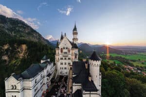 Klassik im Angesicht des UNESCO-Welterbes Neuschwansteinkonzerte-im-Innenhof-©Michael-Böhmländer
