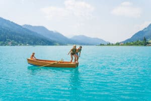 Ruderboot-auf-Weissensee-©GertPerauer