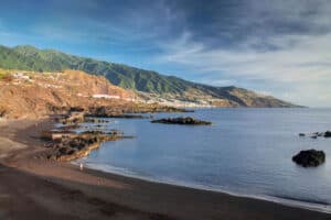 Sommer in La Palmas verborgenen Natur-Spas LA-PALMA-©Saúl-Santos-Playa-De-Los-Cancajos