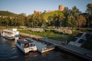 Vilnius bietet eine unerwartete Coolcation: Nordische Temperaturen, 15 Strände und eine historische UNESCO Welterbe Altstadt Sommer-in-Vilnius-©Go-Vilnius