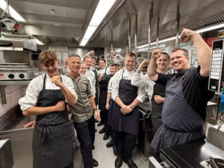 Sternekoch Maximilian Moser und sein Team ©Hotel Vier Jahreszeiten Starnberg